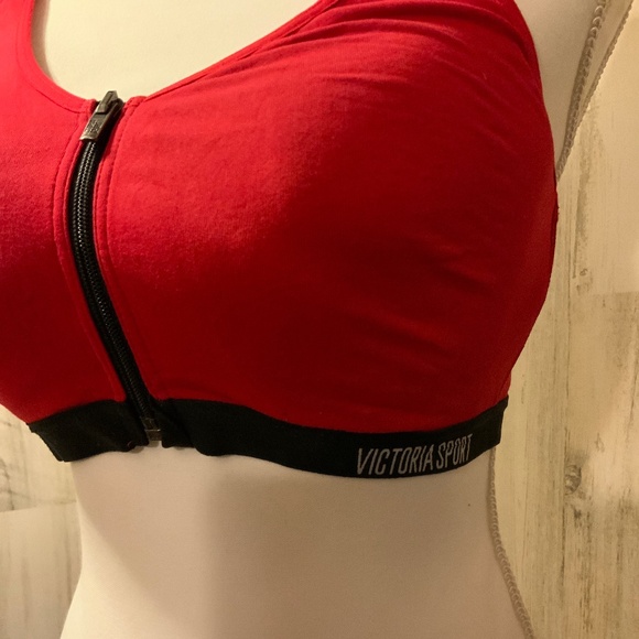 Victoria Secret Sport Bra - Picture 3 of 6